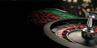 Tampilan platform mahkota188 dengan pilihan sportsbook dan slot online Indonesia